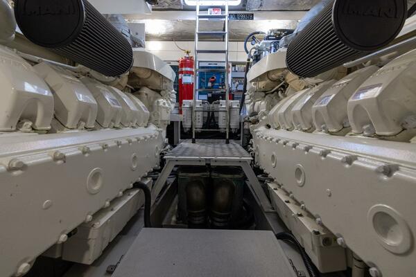 74ft Sunseeker Yacht For Sale