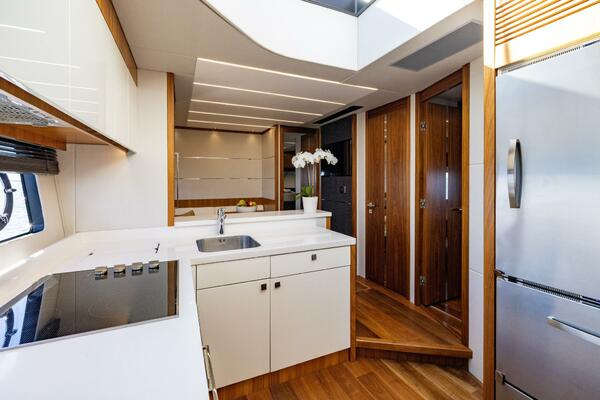 74ft Sunseeker Yacht For Sale