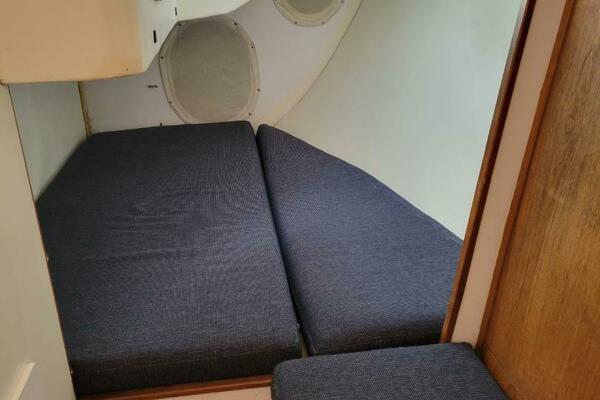 47ft Tripp Yacht For Sale