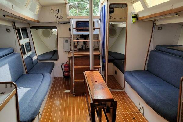 47ft Tripp Yacht For Sale