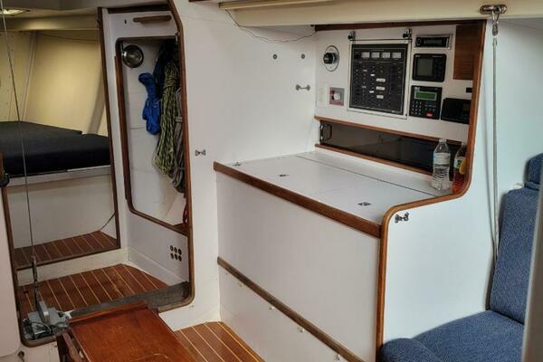 47ft Tripp Yacht For Sale