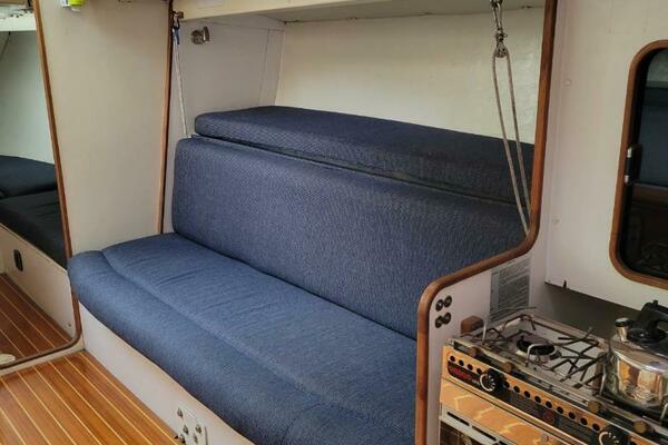47ft Tripp Yacht For Sale