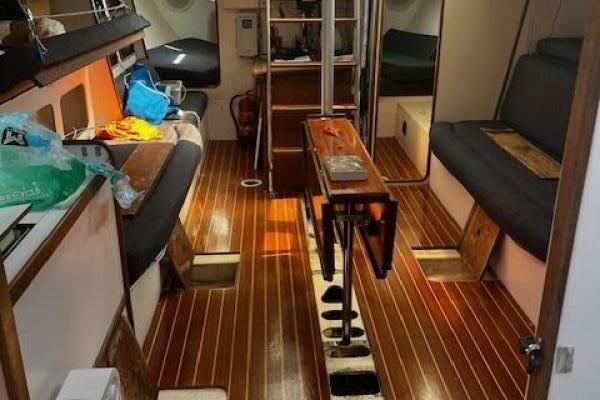 47ft Tripp Yacht For Sale