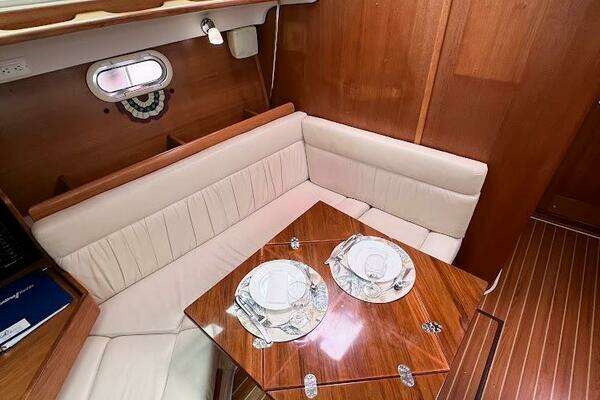 Photo of the 2007 Catalina 350 MK II "Just Cause"