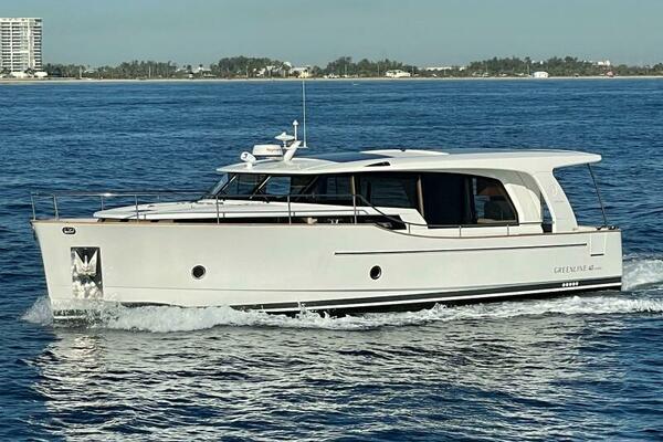 2024 Greenline 40 Hybrid