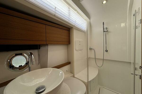 40ft Greenline Yacht For Sale