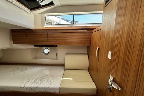 40ft Greenline Yacht For Sale
