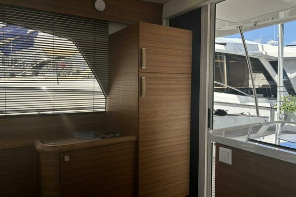 40ft Greenline Yacht For Sale