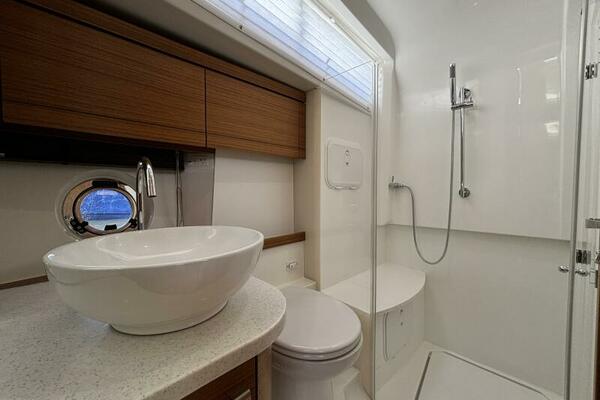 40ft Greenline Yacht For Sale