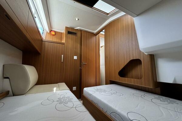 40ft Greenline Yacht For Sale