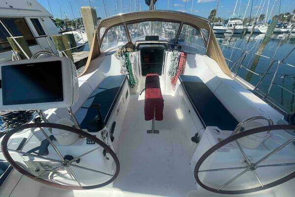Photo of the 2004 Beneteau Oceanis 473 "TIRAMISU"