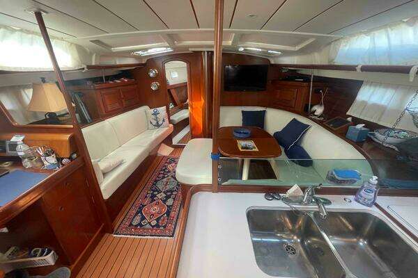 Photo of the 2004 Beneteau Oceanis 473 "TIRAMISU"