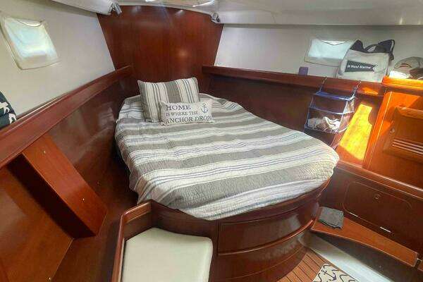 Photo of the 2004 Beneteau Oceanis 473 "TIRAMISU"