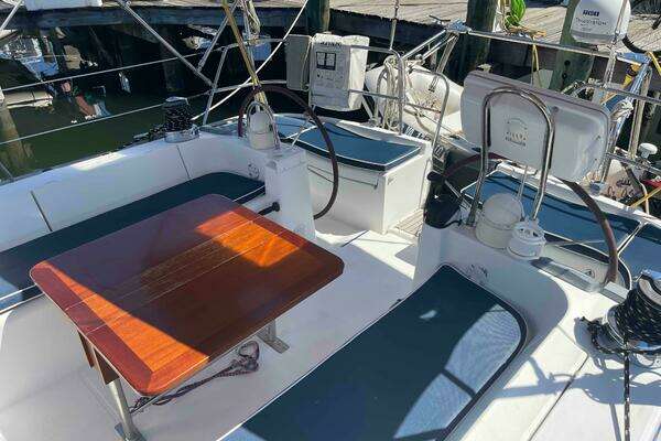 Photo of the 2004 Beneteau Oceanis 473 "TIRAMISU"