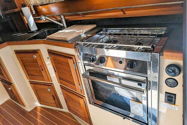 R 31 CB Luxury Edition 31ft Ranger Tugs Yacht For Sale