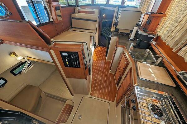 R 31 CB Luxury Edition 31ft Ranger Tugs Yacht For Sale