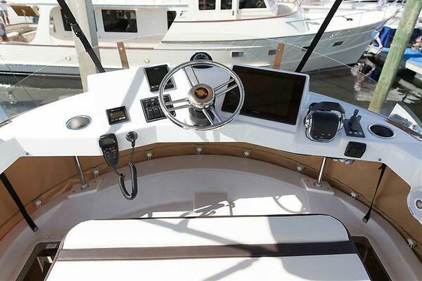 R 31 CB Luxury Edition 31ft Ranger Tugs Yacht For Sale