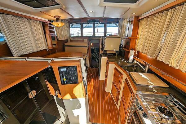 R 31 CB Luxury Edition 31ft Ranger Tugs Yacht For Sale