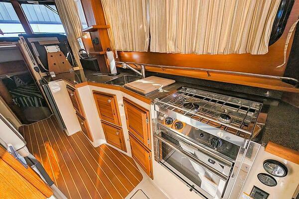 R 31 CB Luxury Edition 31ft Ranger Tugs Yacht For Sale