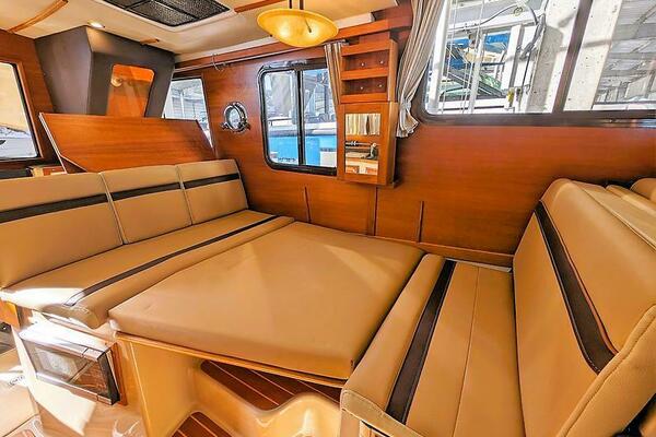 R 31 CB Luxury Edition 31ft Ranger Tugs Yacht For Sale