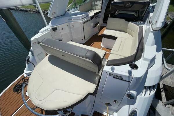 295 30ft Monterey Yacht For Sale