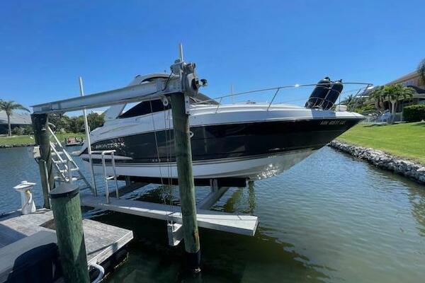 295 30ft Monterey Yacht For Sale