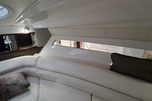 295 30ft Monterey Yacht For Sale