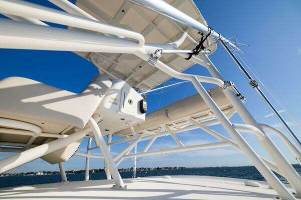 2021 Boston Whaler 42