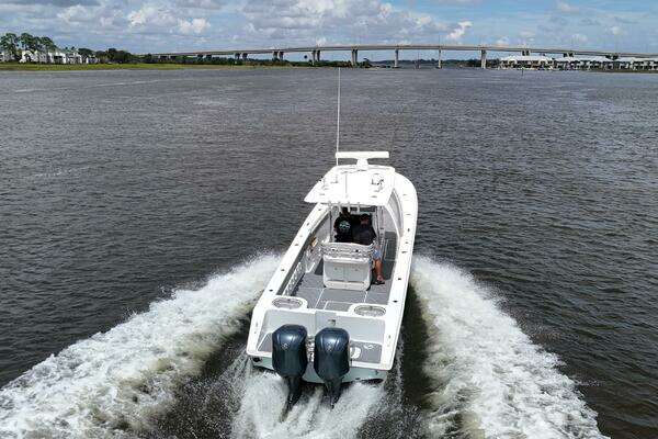 2013 SeaHunter 33