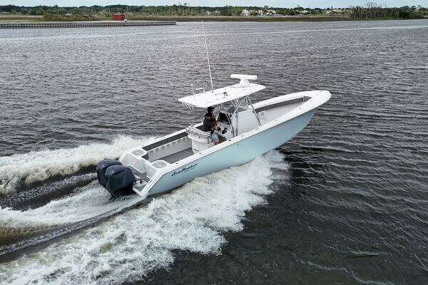 2013 SeaHunter 33