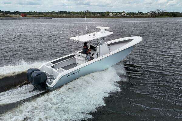 2013 SeaHunter 33