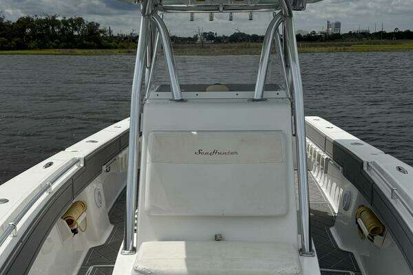 2013 SeaHunter 33