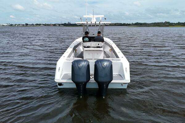 2013 SeaHunter 33