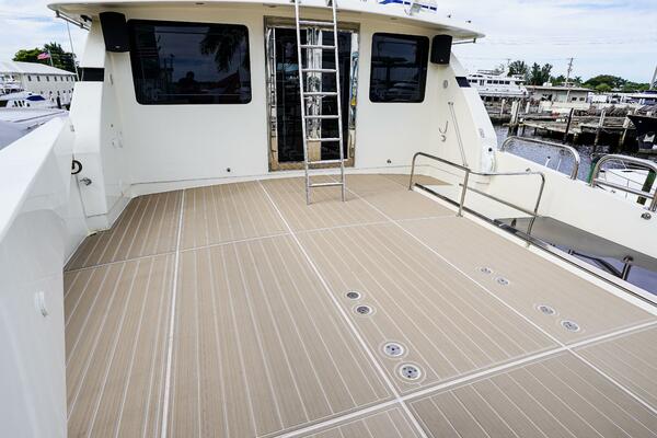 Electrified 82ft Motor Yacht Yacht For Sale