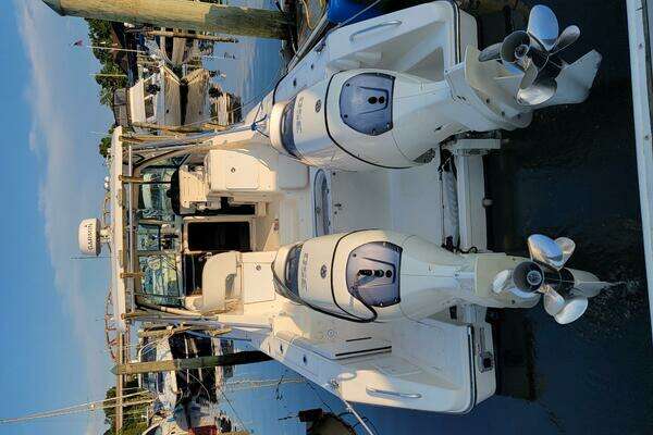 Photo of the 2007 Pursuit OS 335 Offshore