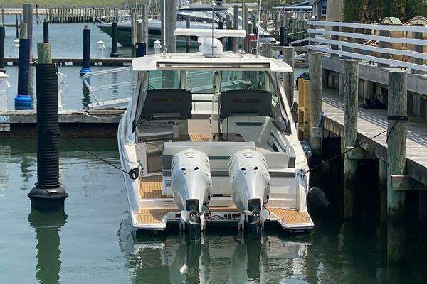 2019 Tiara Yachts 34