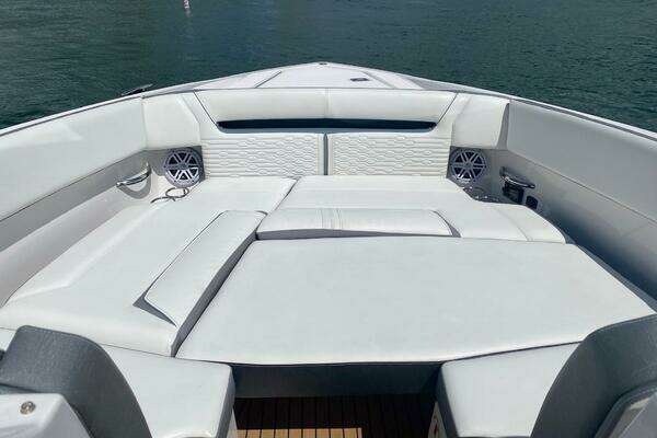 2019 Tiara Yachts 34