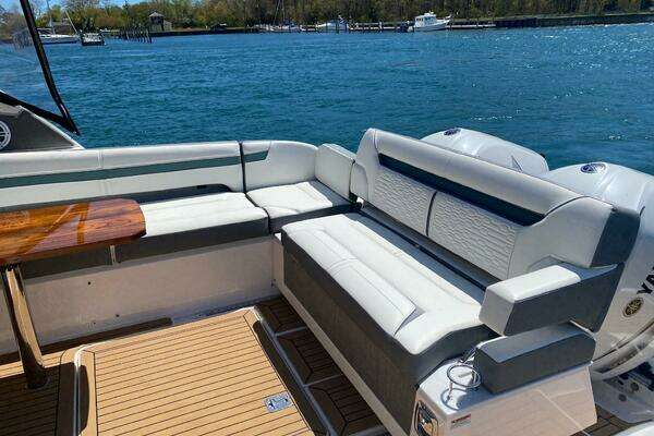 2019 Tiara Yachts 34