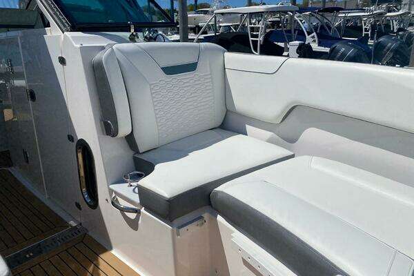 2019 Tiara Yachts 34