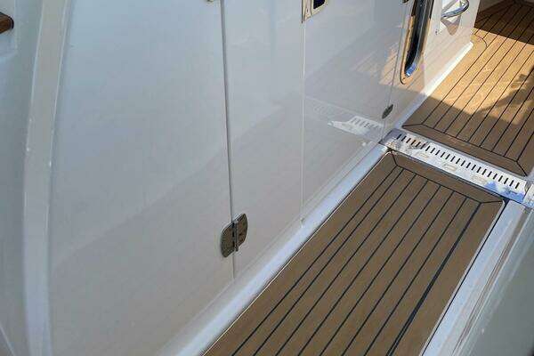 2019 Tiara Yachts 34