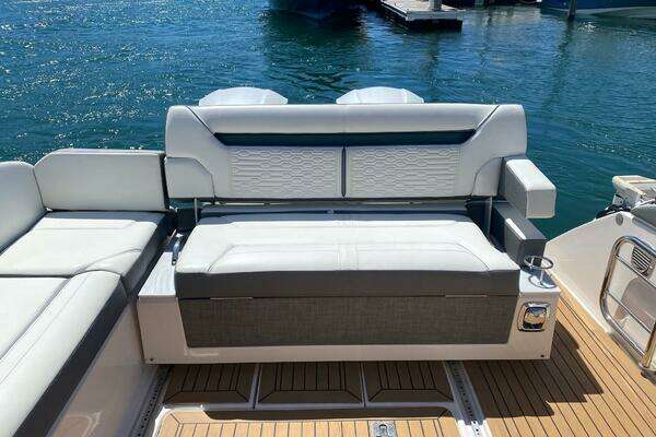 2019 Tiara Yachts 34