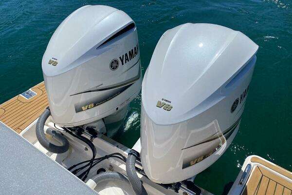 2019 Tiara Yachts 34