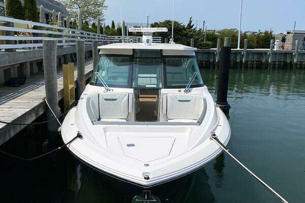 2019 Tiara Yachts 34