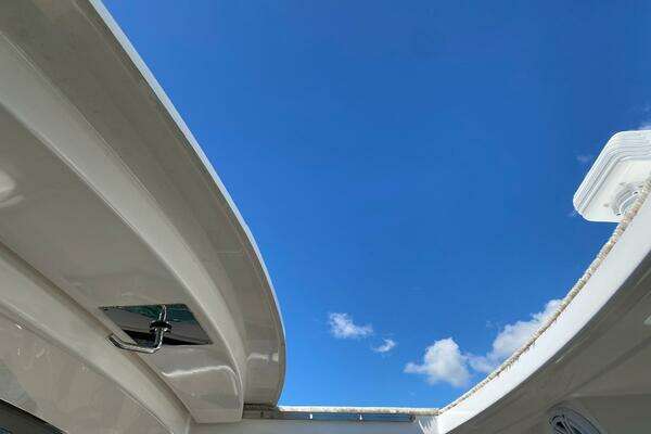 2019 Tiara Yachts 34