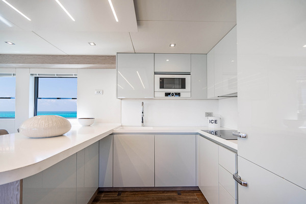 Persistence 58ft Overblue Yacht For Sale