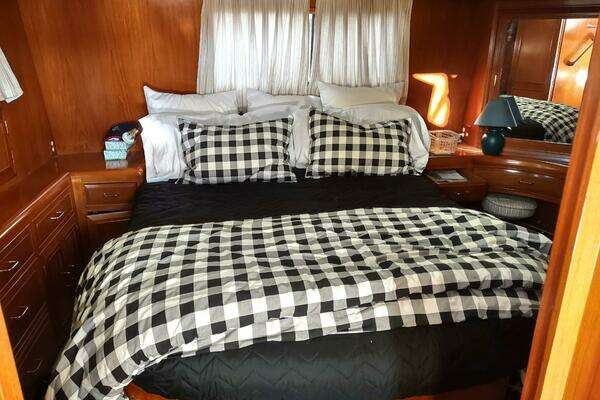 Ocean Alexander  Yacht For Sale