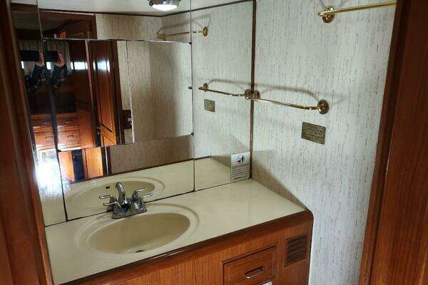 Ocean Alexander  Yacht For Sale