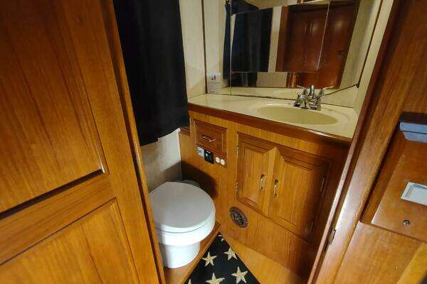 Ocean Alexander  Yacht For Sale