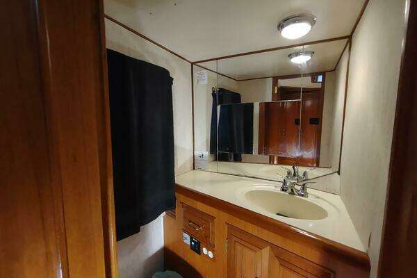 Ocean Alexander  Yacht For Sale