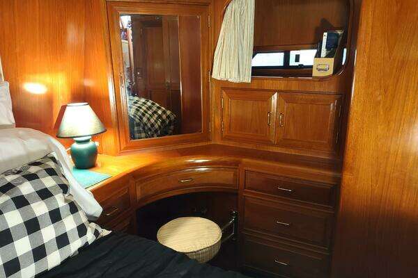 Ocean Alexander  Yacht For Sale